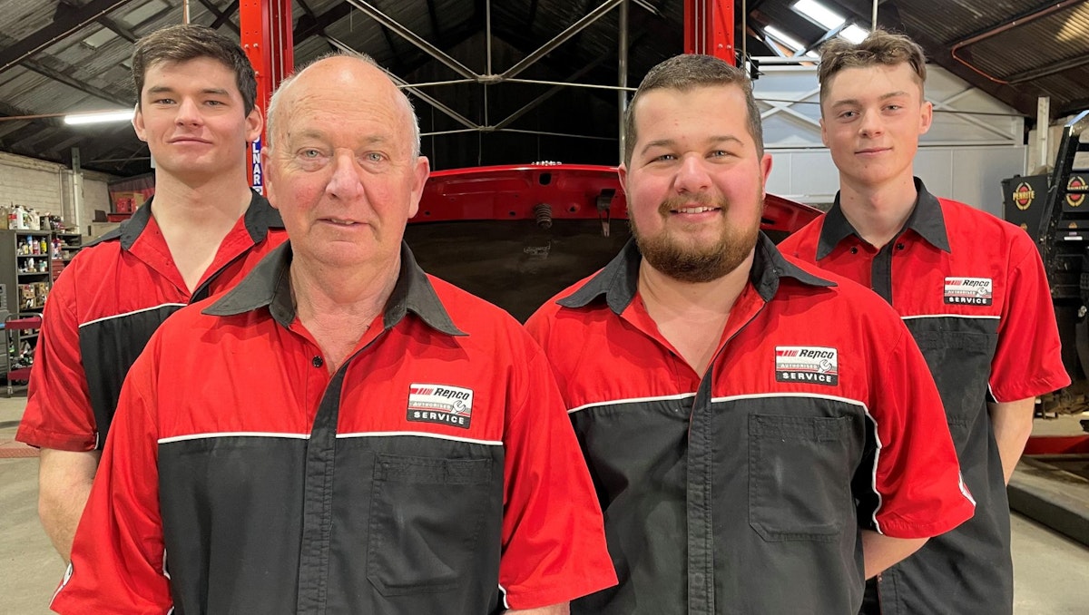 Blayney Car Service Team